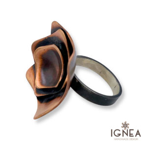 Anillo Cuadrado Embutido Aura